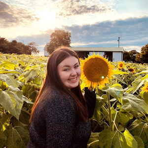 Meet your Posher, Mikaela